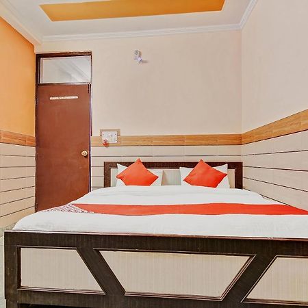Oyo Park View Guest House Near Edm Mall Nova Deli Exterior foto
