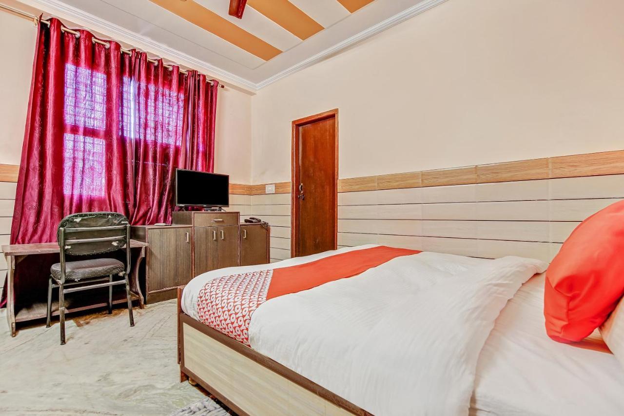Oyo Park View Guest House Near Edm Mall Nova Deli Exterior foto