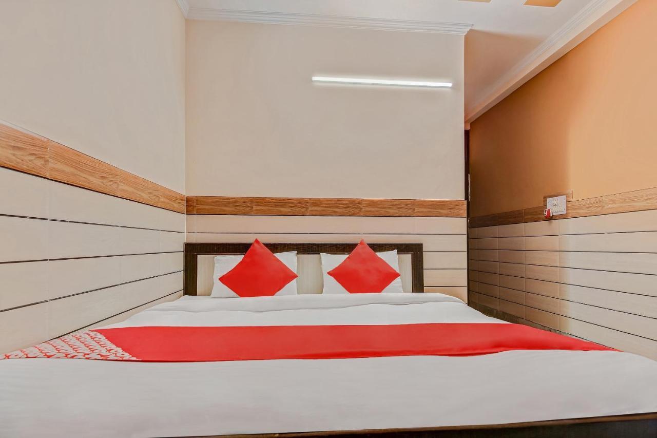 Oyo Park View Guest House Near Edm Mall Nova Deli Exterior foto
