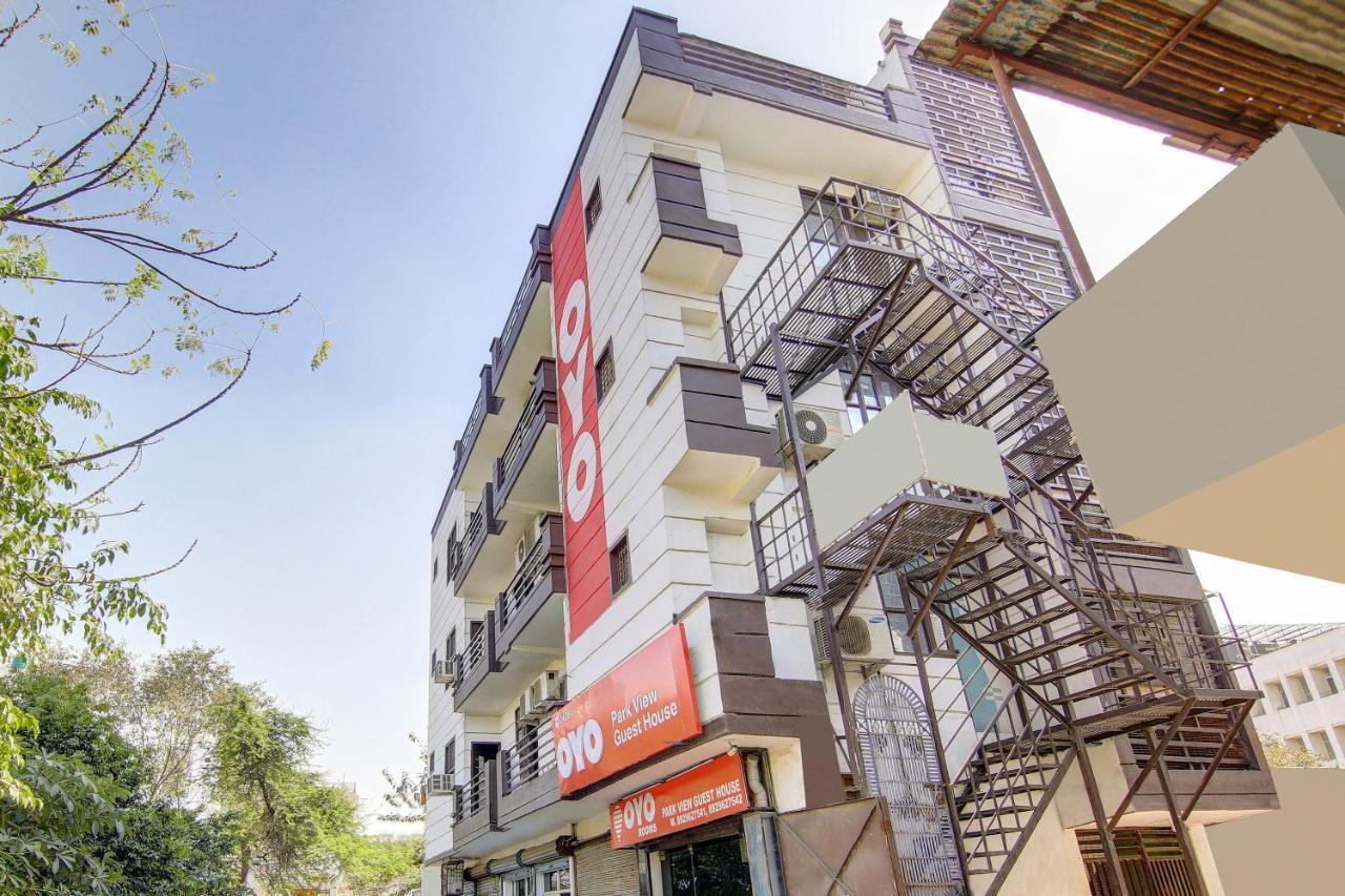 Oyo Park View Guest House Near Edm Mall Nova Deli Exterior foto